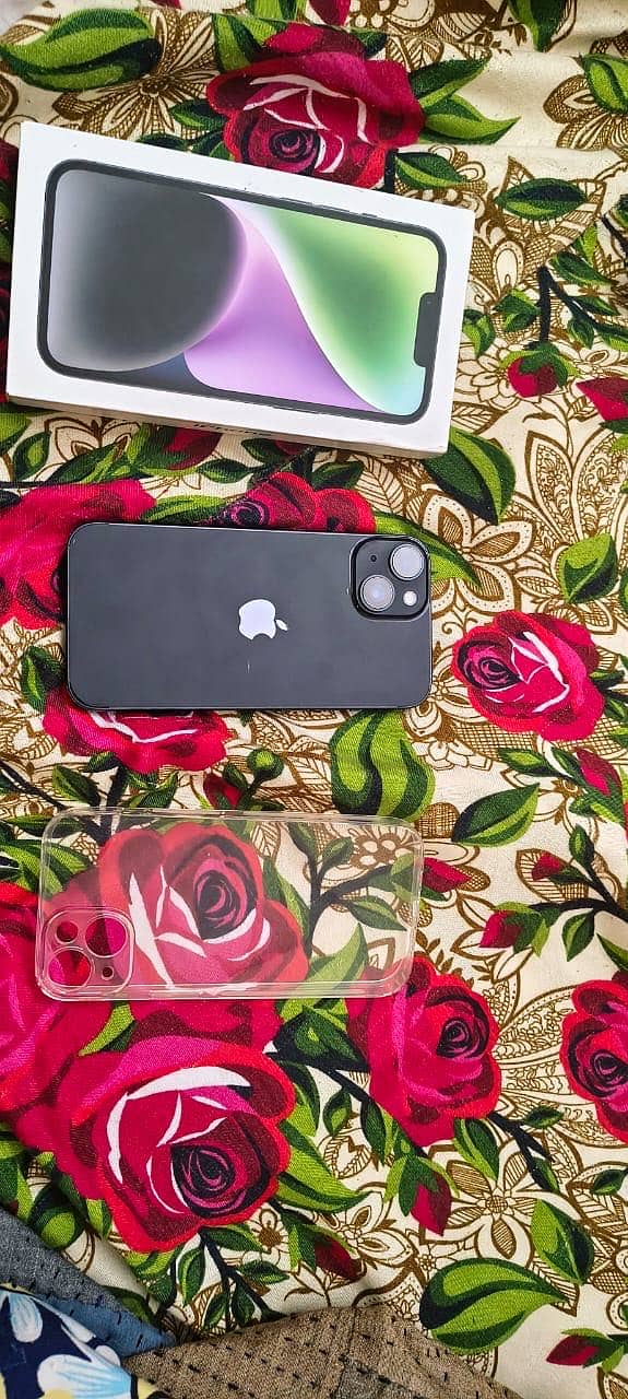 Apple iPhone 14 4