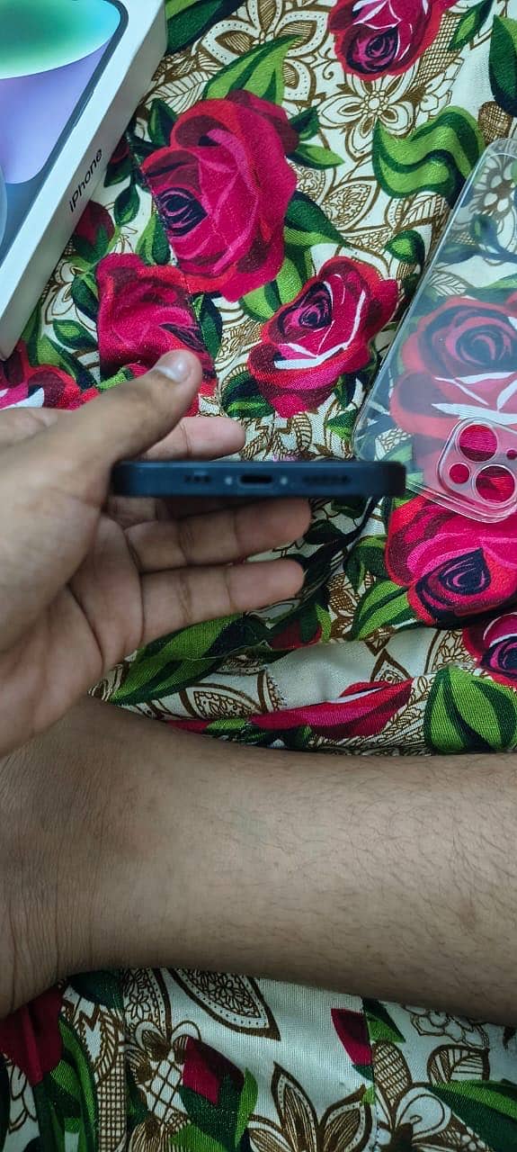 Apple iPhone 14 5