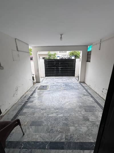 150 Yards Bungalow For Sale In Rufi Fountain Gulistan-E-Jauhar Block 19