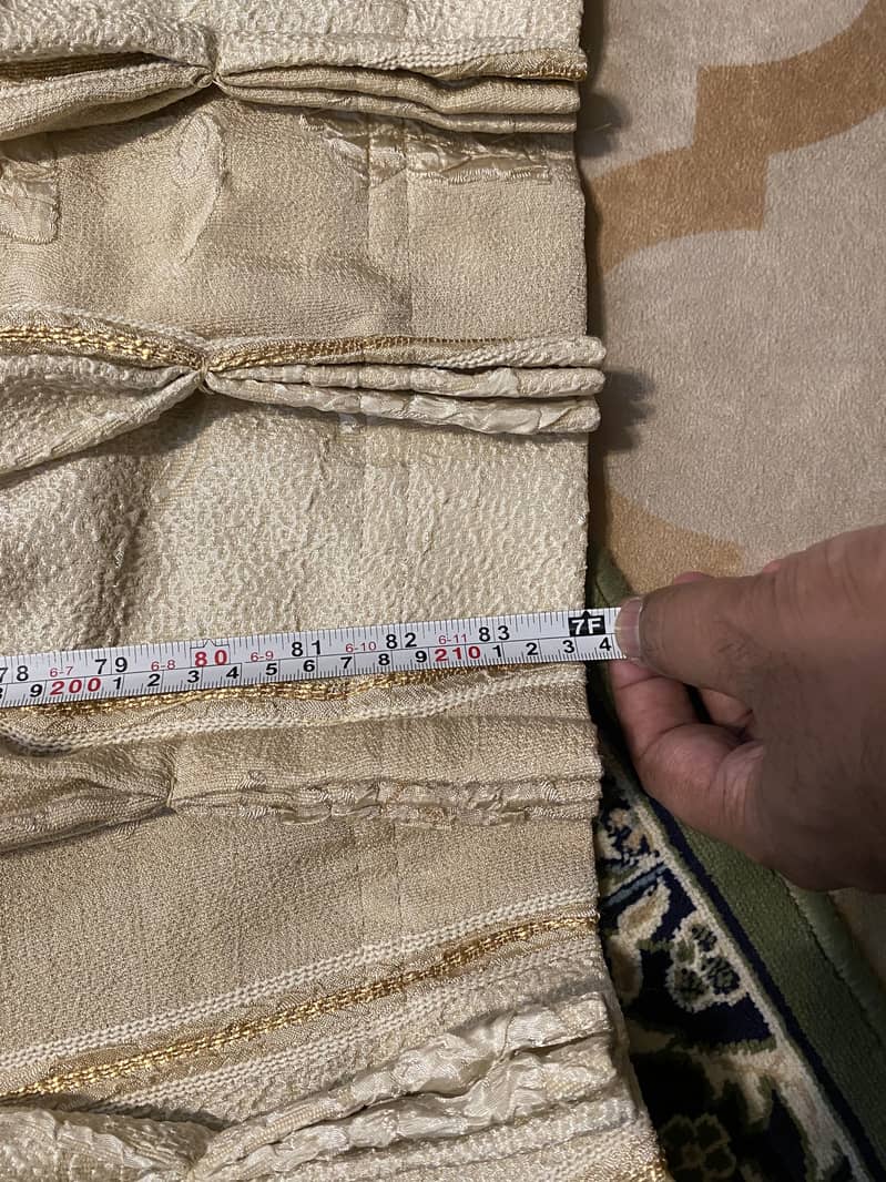 CURTAINS 3
