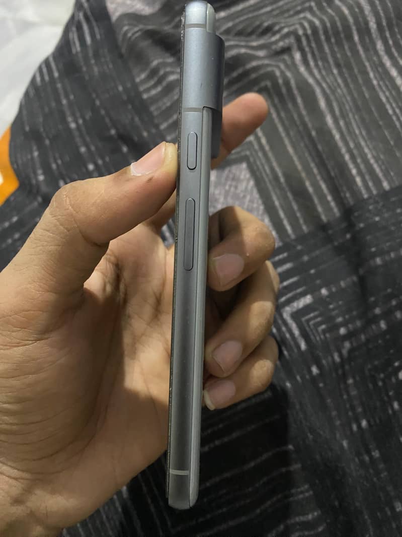 Google Pixel 8 1