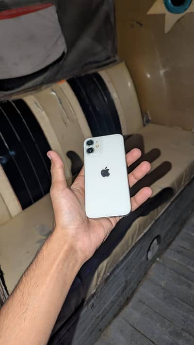  iPhone 12 Mini 128GB — Factory Unlocked