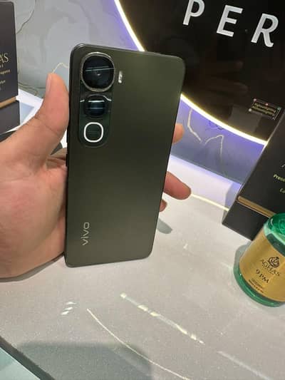 vivo 4000