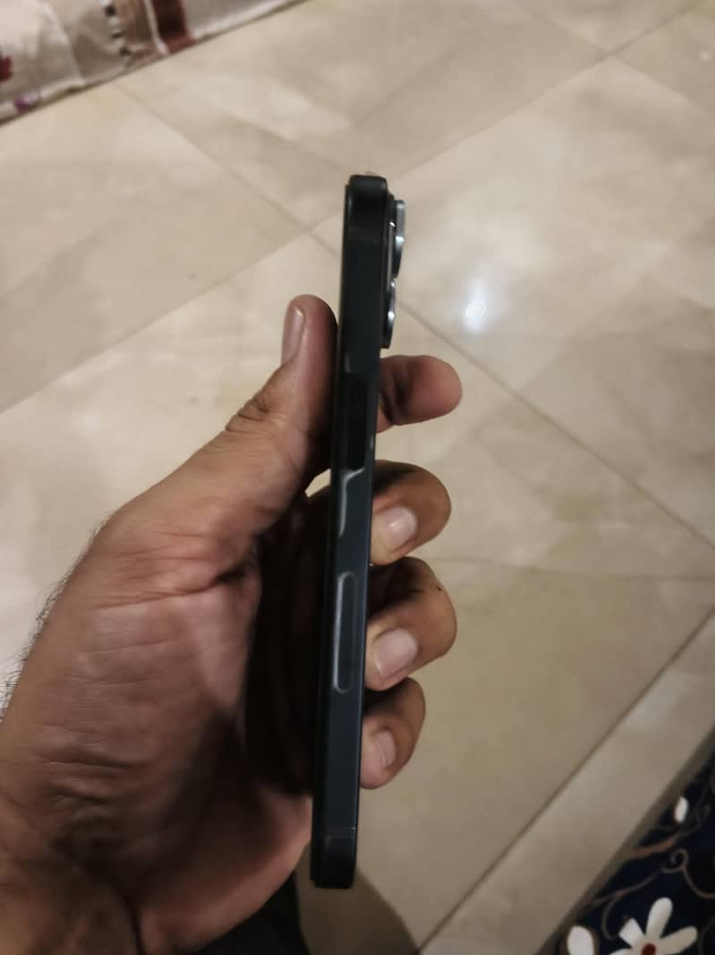 Apple iPhone 14 1