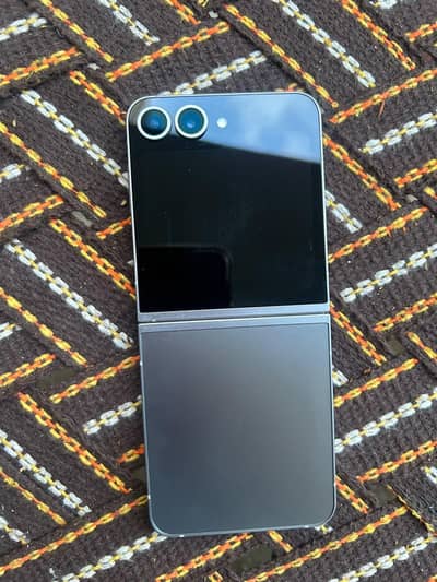 Samsung Mobile Z Fold Special