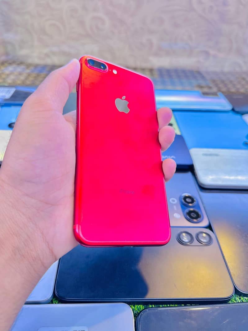 Apple iPhone 7 Plus 1