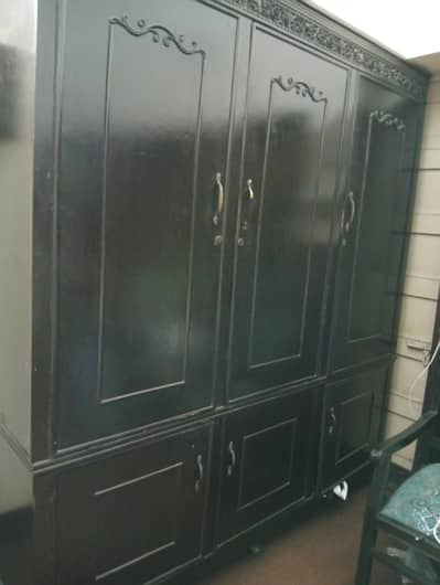 heavy wooden double portion wardrobe