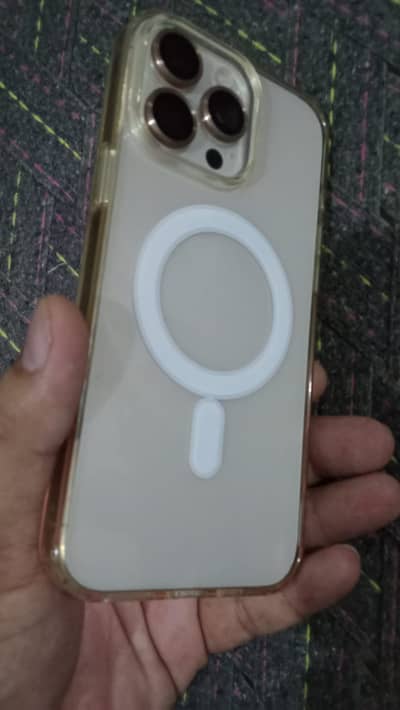Apple iPhone 16 Pro Max - 97% Battery Health