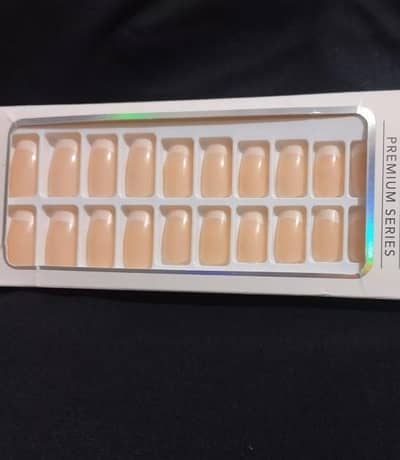 Premium Series Artificial Press-On Nails – New