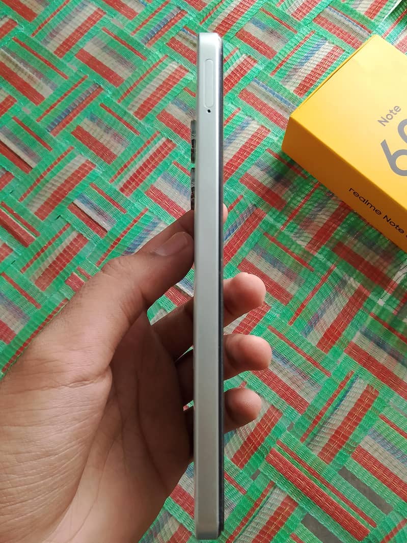 Realme Note 60x 6