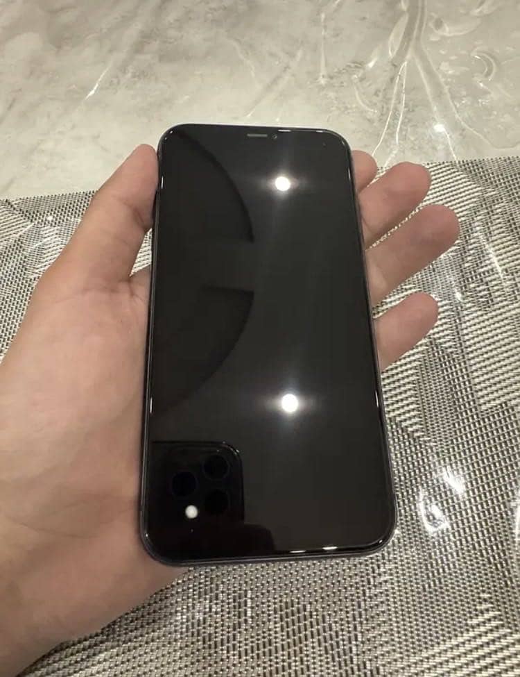 Apple iPhone 11 2