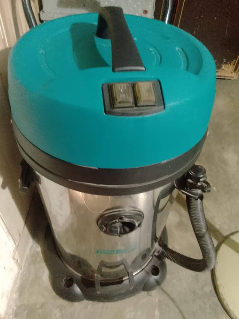 Vacuum cleaner 1
