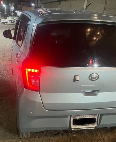 Daihatsu Mira 2017