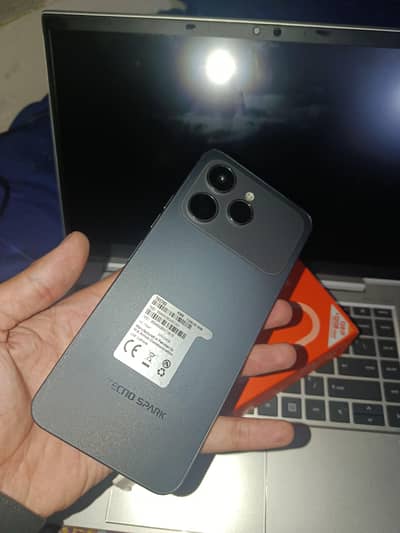 Infinix Spark 40