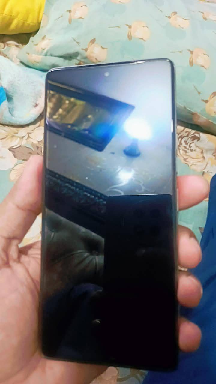 Tecno CAMON 30 4