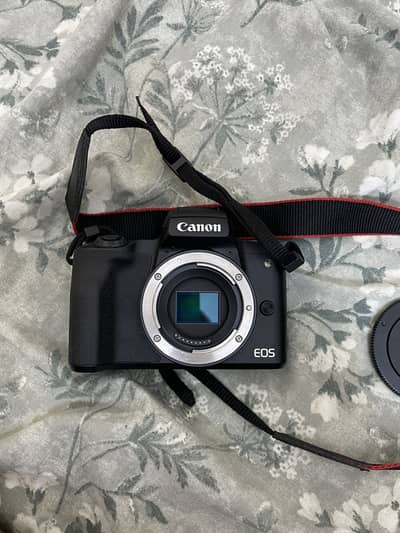 Canon eos mark ii m50