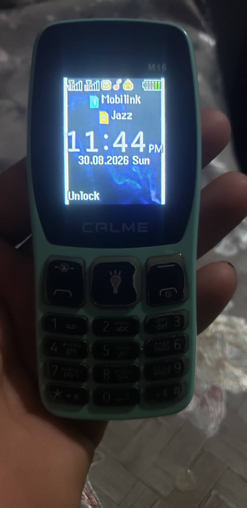 Calme M16 2