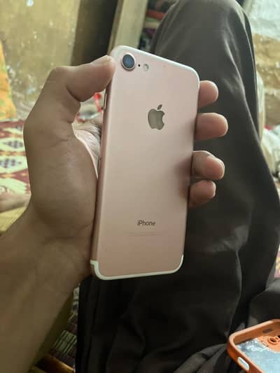 Apple iPhone 7