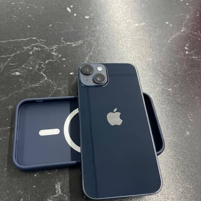Apple iPhone 14 FU 10/10 With Charger and Cases