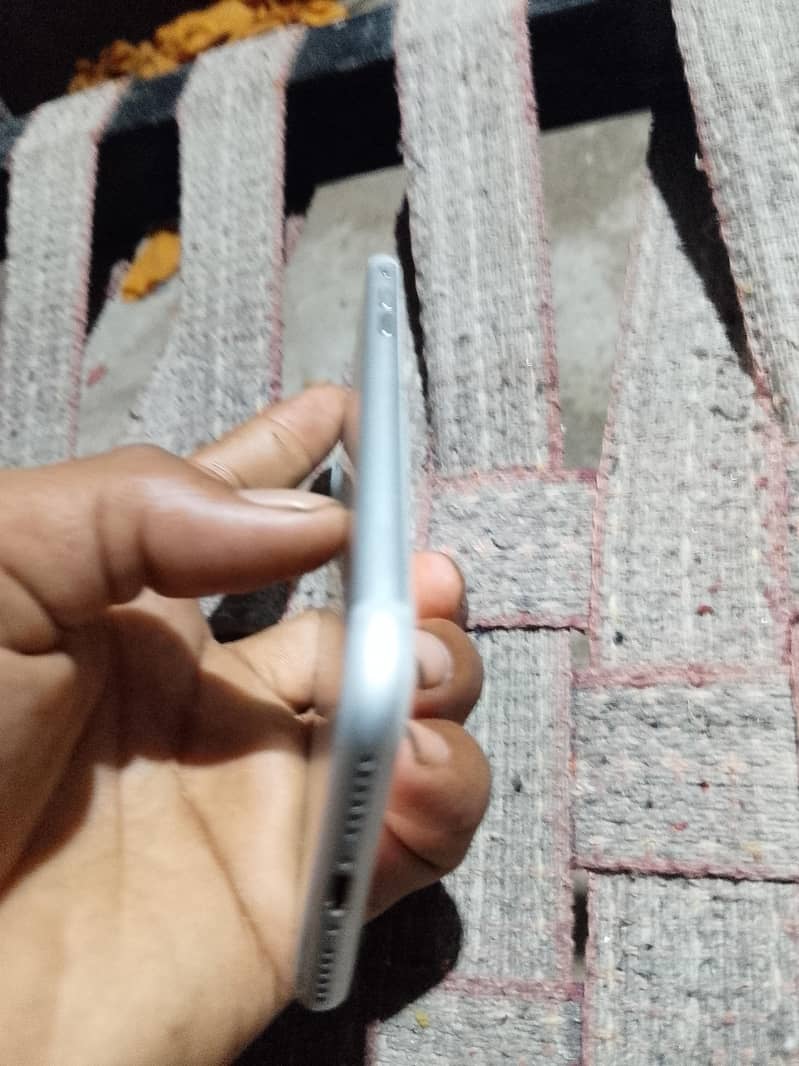 Apple iPhone 7 4
