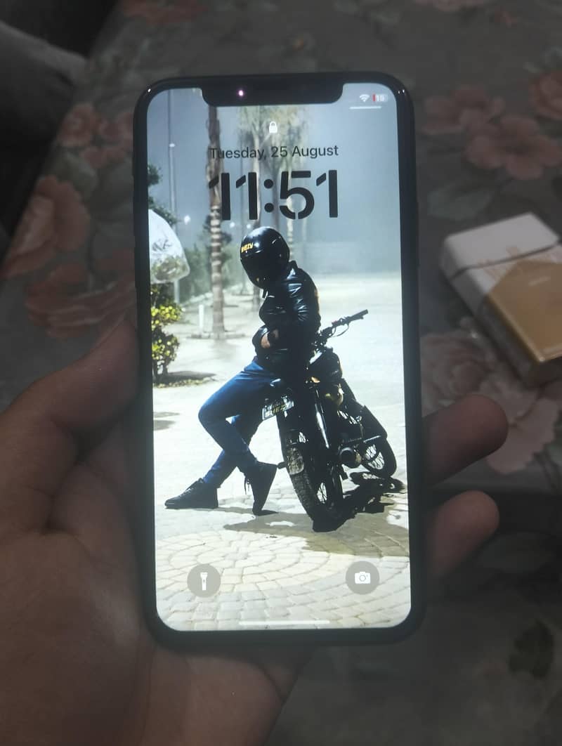 Apple iPhone X 1