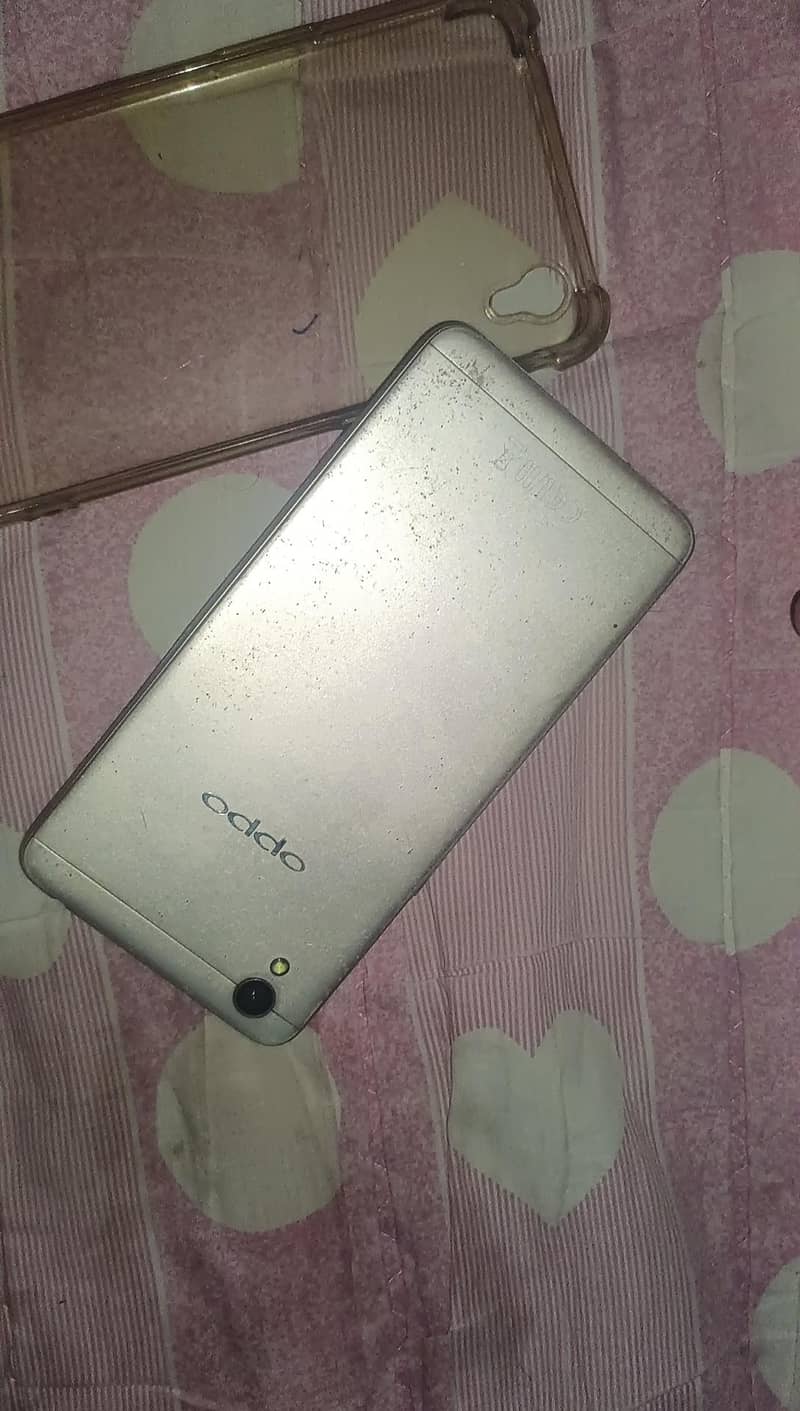 OPPO A37 0