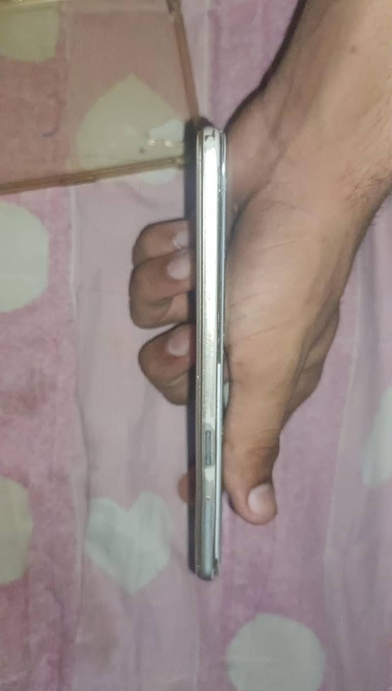 OPPO A37 2
