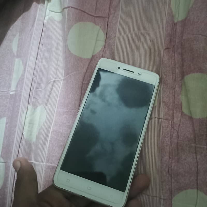 OPPO A37 6