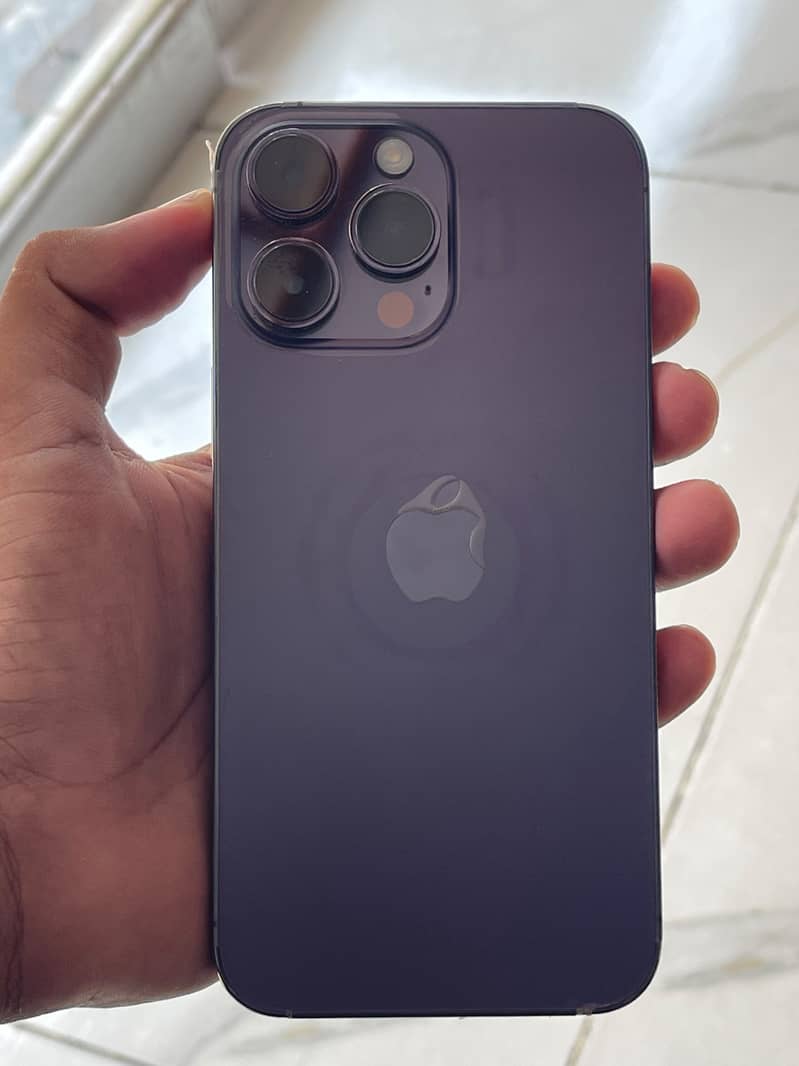 Apple iPhone 14 Pro Max 4