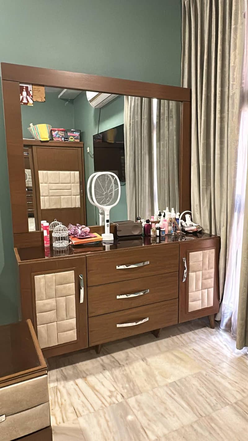 bed and side table 2