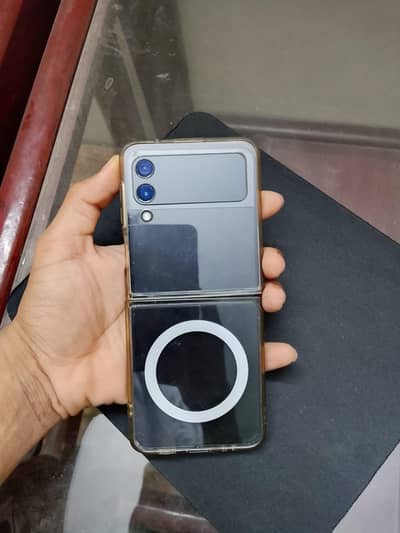 Samsung Mobile Z Flip 3