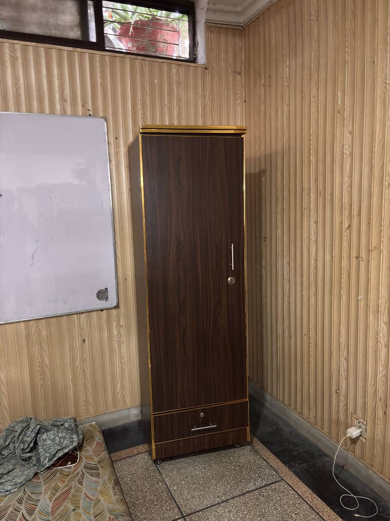 Alamari 0