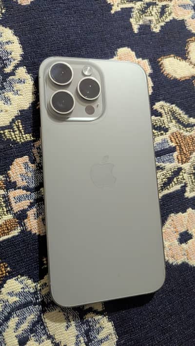 Apple iPhone 15 Pro Max