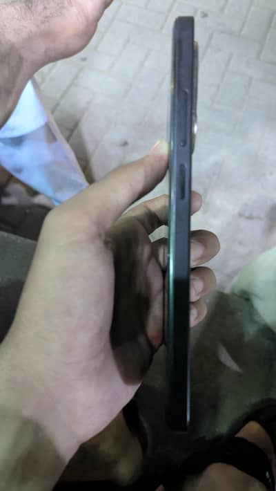 realme A5