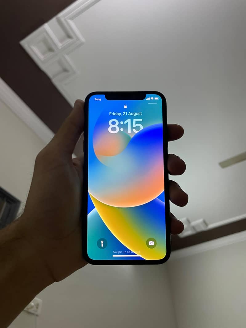 Apple iPhone X 3