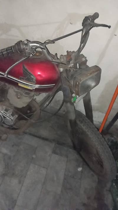 United 125 model 16