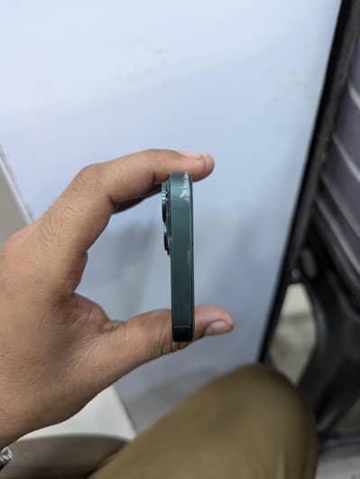 Apple iPhone 13 mini
