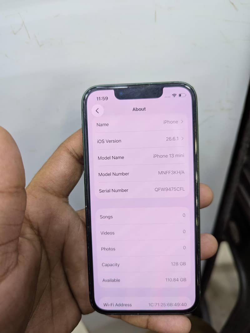 Apple iPhone 13 mini 3