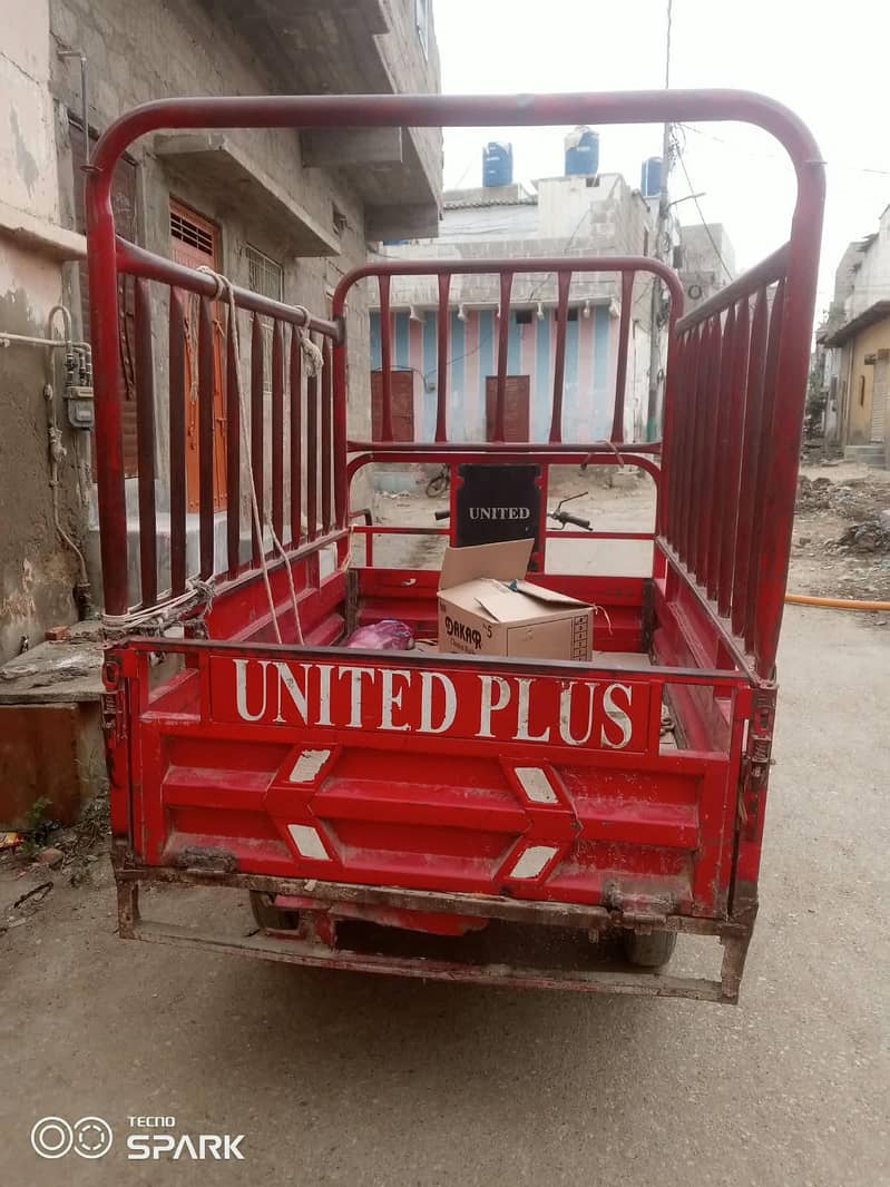 United 100 loader 2