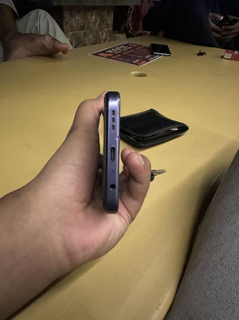 OPPO A6 4