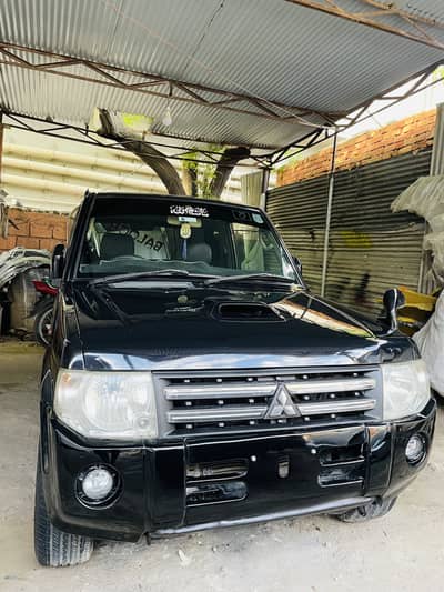 Mitsubishi Mini Pajero 2010