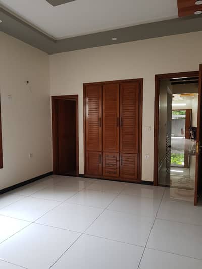 3 Bed DD Safari Height Flat For Sale In Gulistan-E-Jauhar Block 15