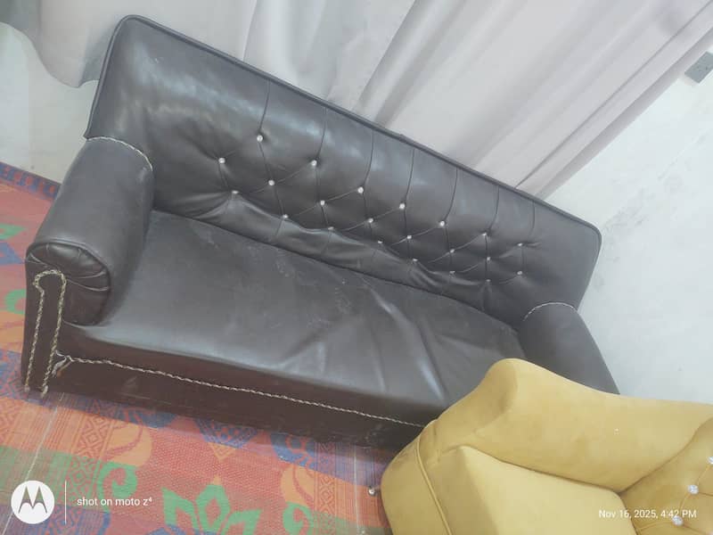 sofa set 0