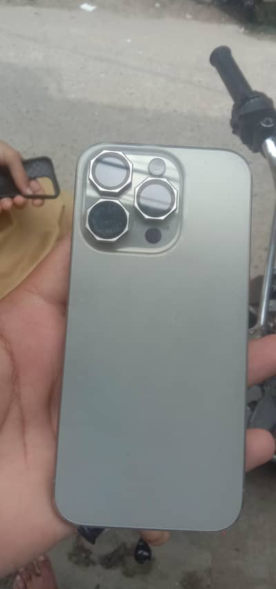 Apple iPhone 15 Pro