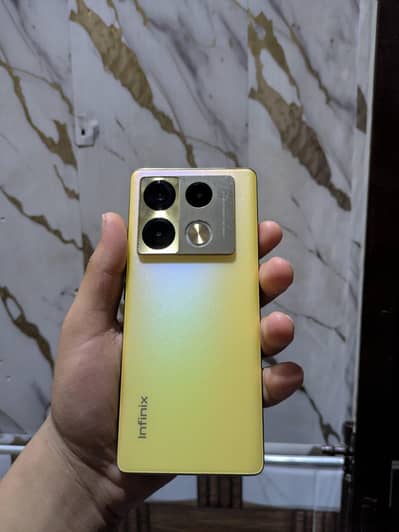 Infinix Note 40 Pro