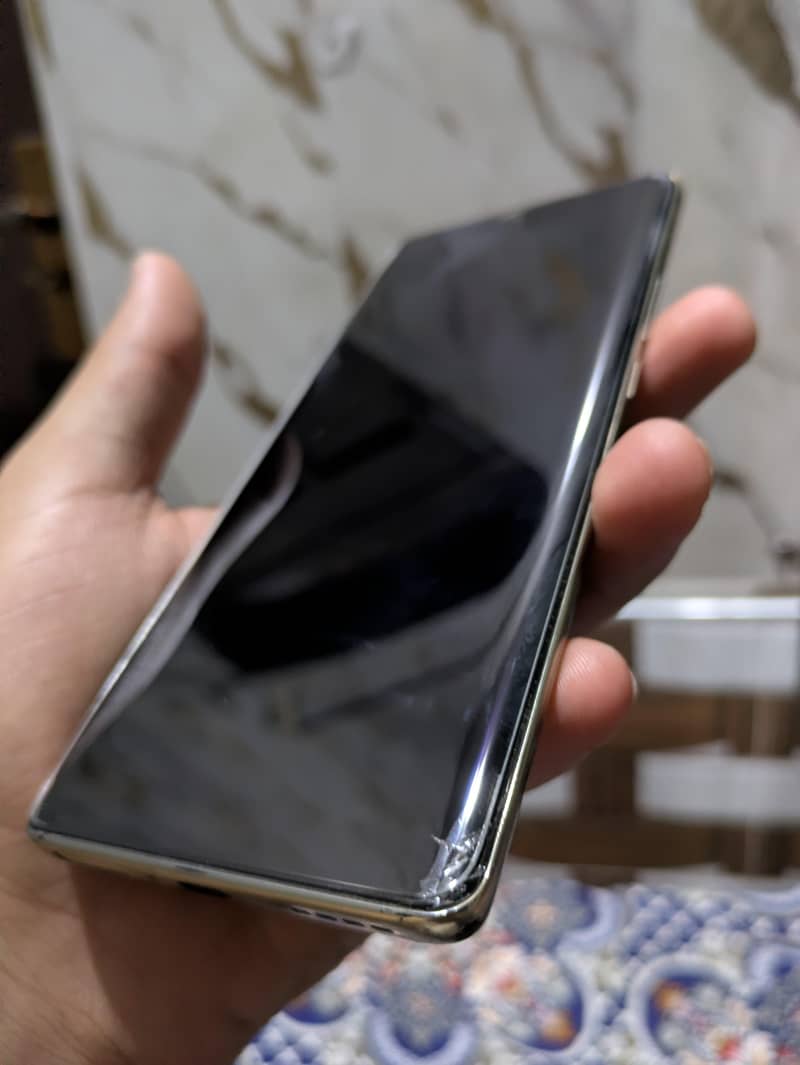 Infinix Note 40 Pro 1