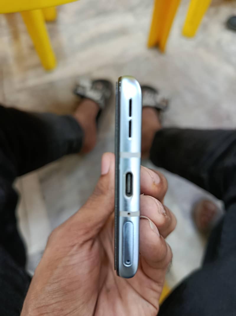 One Plus 9R 2