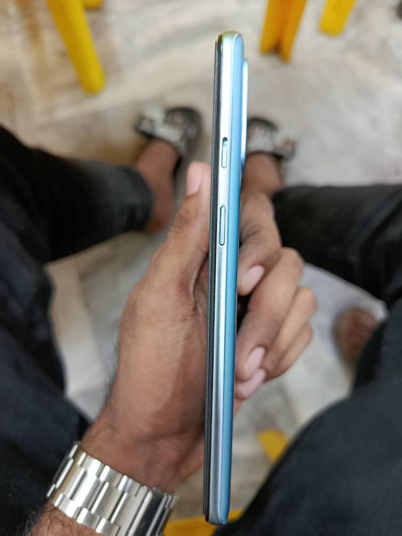 One Plus 9R 3
