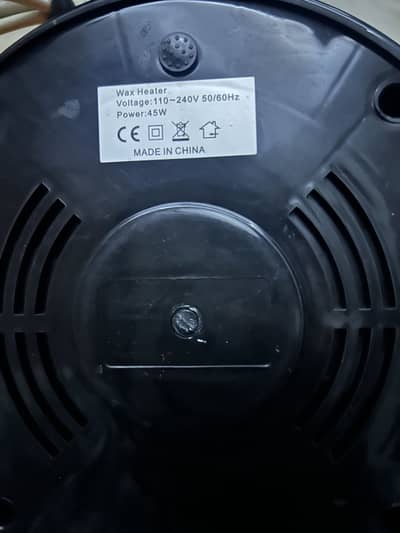 Wax heater