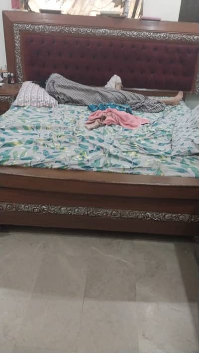 chenvone used wooden bed for sale with accessories